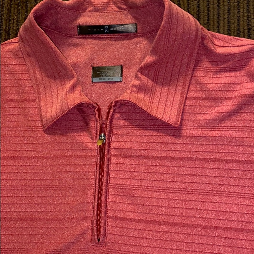🏌️‍♂️Tiger Woods Nike golf shirt